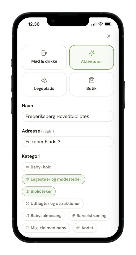 Skærmbillede af Tiny Guide-appen, hvor en bruger foreslår et nyt sted
